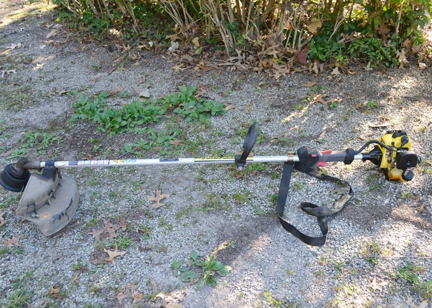 John Deer Gas Line Trimmer T105S EBTH